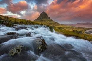 2-dagers tur på Vestkysten med Snæfellsnes-halvøya og lavagrotte